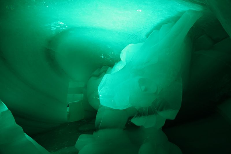 Datei:Eispalast dachsteingletscher 93045 2015-06-25.jpg