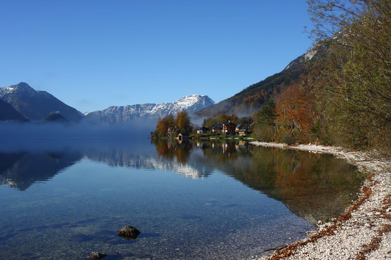 Datei:Grundlsee-See 77670 2014-11-03.jpg
