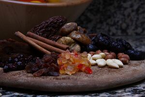 Kletzenbrot 80169 2014-12-11.jpg