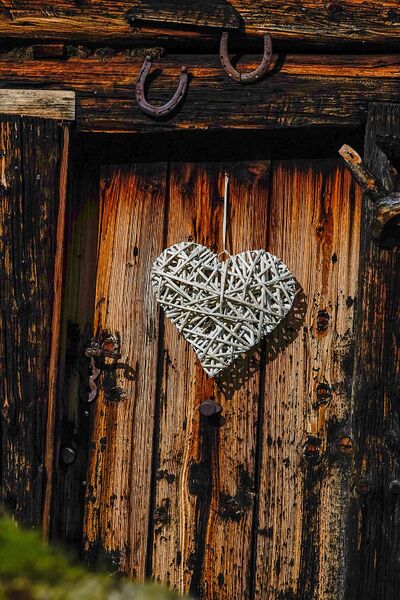 Datei:Seewaldalm 20-04-26 0738.jpg