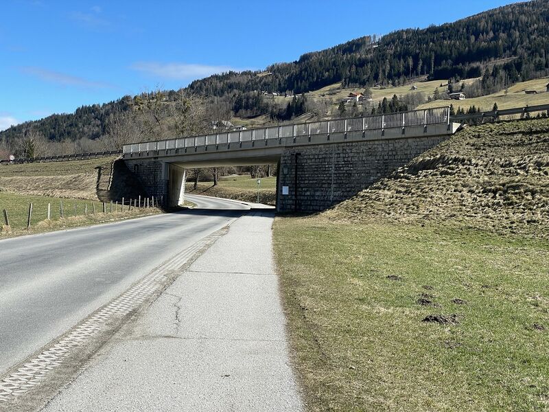 Datei:Straßenunterführung Oberhaus-1001-2023-03-21.JPG