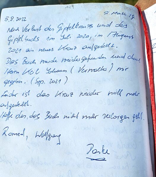 Datei:Gipfelbucheintrag 2022 Riedlerzinken.jpg