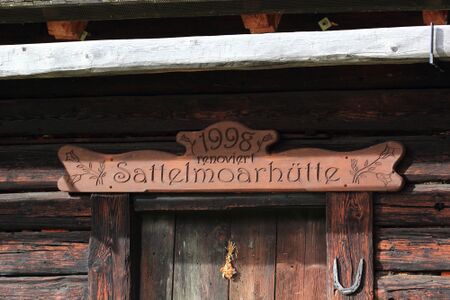 Sattelmoarhütte lärchkaralm 62127 2017-10-26.jpg