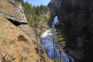 Wasserlochklamm palfau 70386 2018-04-23.jpg