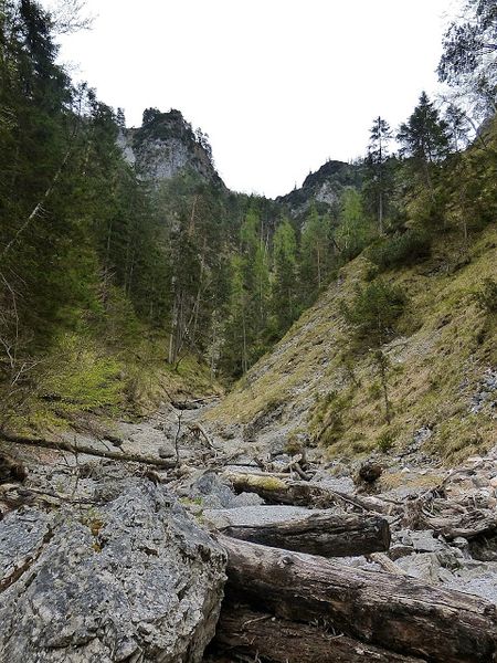 Datei:Humlechnergraben 54619 2014-04-27.JPG