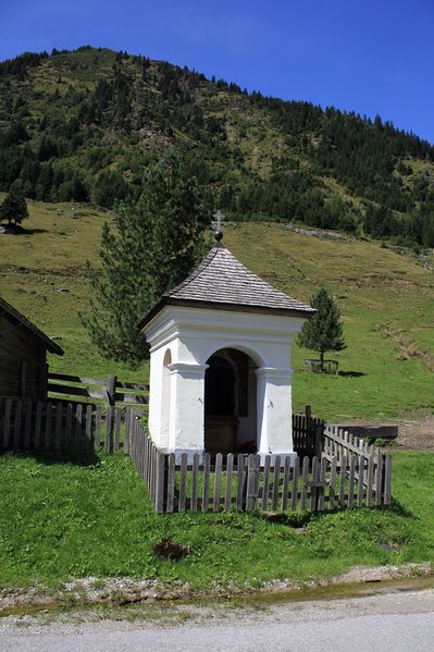 Datei:Kapelle Keinreiteralm 56512 2017-08-25.jpg