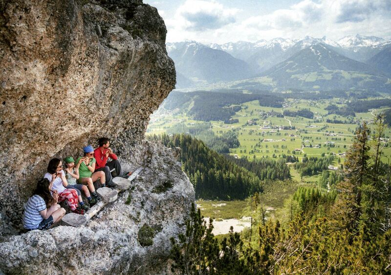 Datei:Signal vom Dachstein 2024.jpg