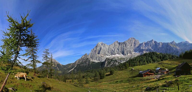 Datei:Stoffn-Hütte Dachstein Neustattalm.jpg