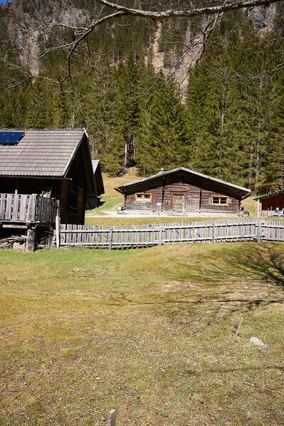 Datei:Eschachhütte-0126-2021-05-04 15.43.11.jpg