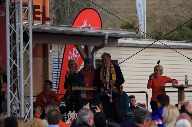 Datei:Siegerehrung alpin SO17 41128 2017-03-21.jpg