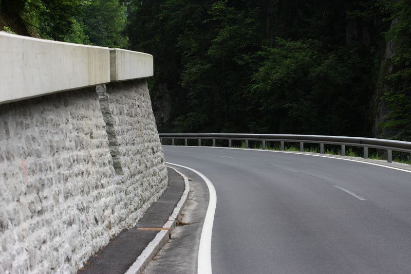 Datei:Glattjochstraße 90116 2015-06-08.jpg