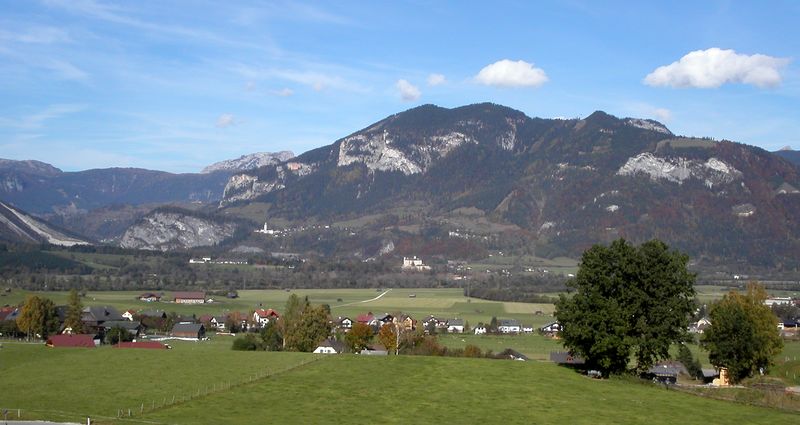 Datei:Trautenfels und Pürgg.jpg