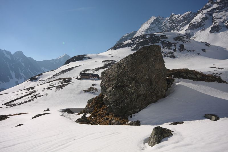 Datei:Zinkboden 77486 2011-04-20.jpg