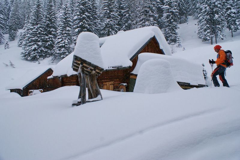 Datei:Adambauerhütte gumpeneck 23419 2013-02-09.jpg