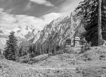 Gablonzer Hütte Risch-Lau 03.jpg