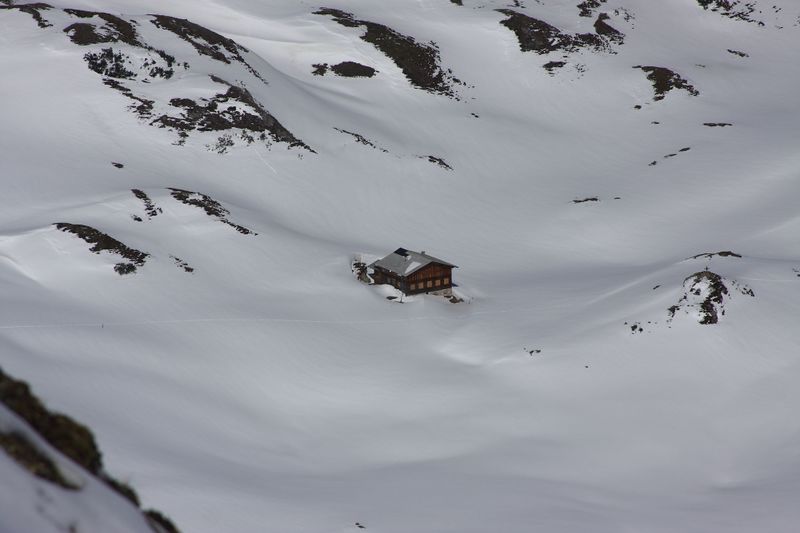 Datei:Giglachseehütte 22301 2016-04-30.jpg