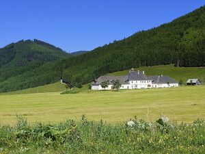 Schloß Kaiserau02.JPG