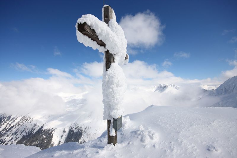 Datei:Hornfeldspitze 19528 2016-03-14.jpg