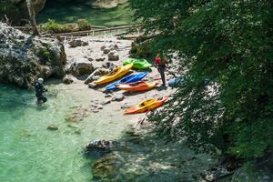 Kajaks auf Salza.jpg