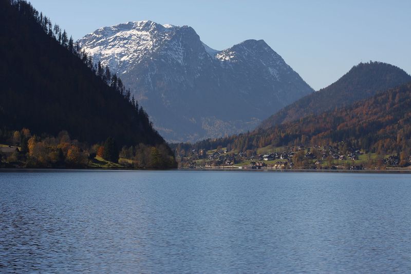 Datei:Grundlsee See 77985 2014-11-03.jpg