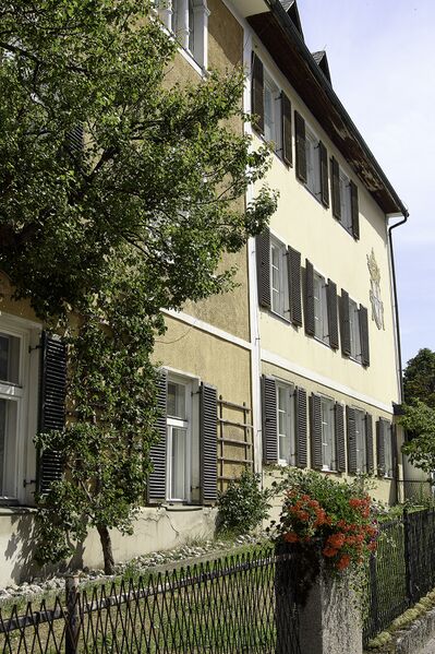 Datei:Pfarrhof irdning-0360-2023-07-10.jpg