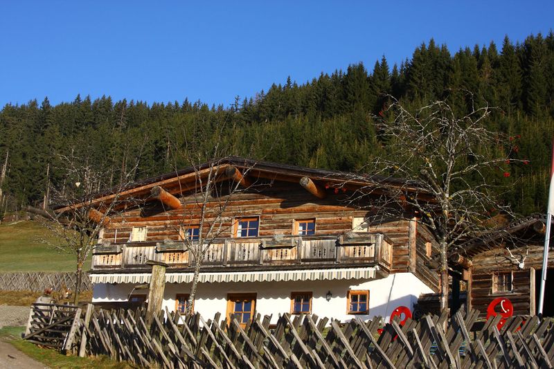 Datei:Sonnenalm-rittis 79938 2014-12-05.jpg