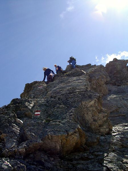 Datei:Hochgolling 2547 2003-06-22.jpg