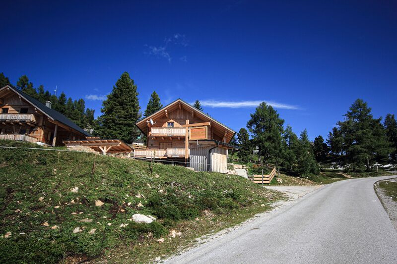 Datei:Holzknechthütte -stoder 09522 2019-09-10.jpg