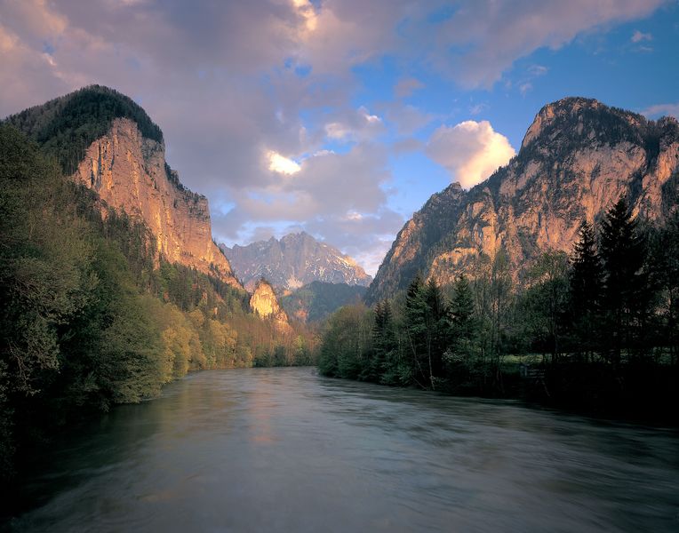 Datei:Nationalpark Gesaeuse Abendstimmung.jpg