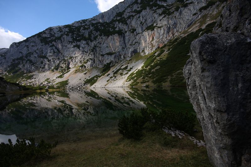 Datei:Hölltalsee 37098 2011-09-26.jpg
