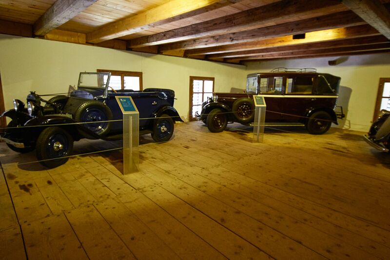 Datei:Oldtimer burg strechau-0066-2023-05-04.jpg