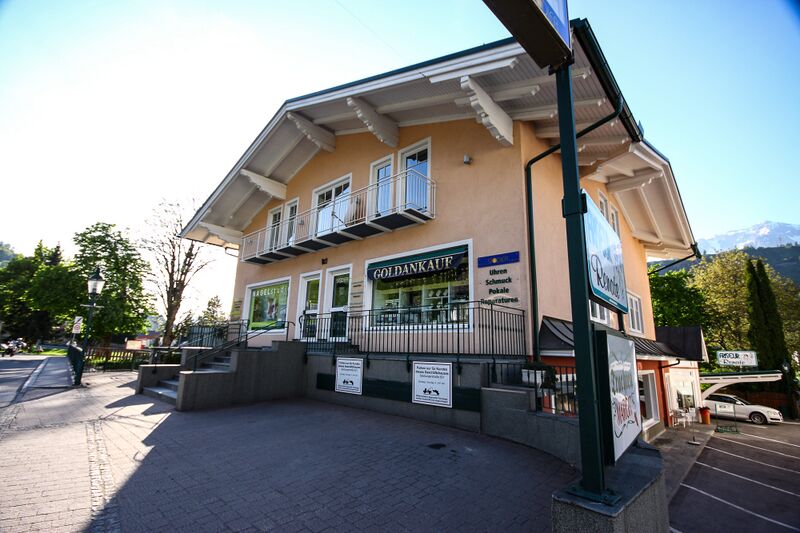 Datei:Salzburgerstraße 621-2013-05-09.jpg