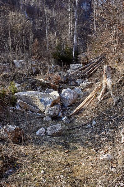 Datei:Felssturz luserfall-0034-2023-03-05.jpg
