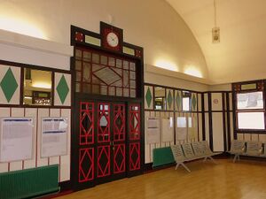 Jugendstil-Wartesaal 03.JPG