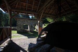 Kupferschmelzöfen, Silbertreibherd 0211.jpg