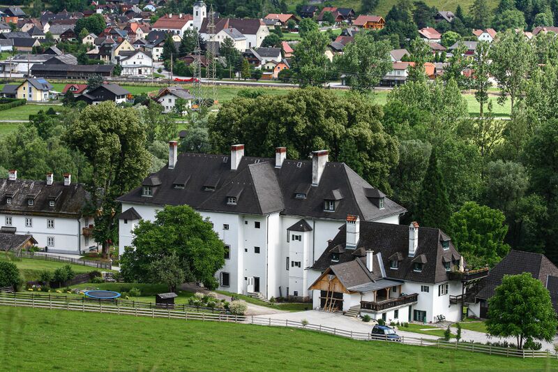 Datei:Schloss gstatt-1002-2014-07-01.jpg