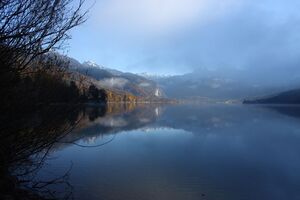 Grundlsee-See 77652 2014-11-03.jpg