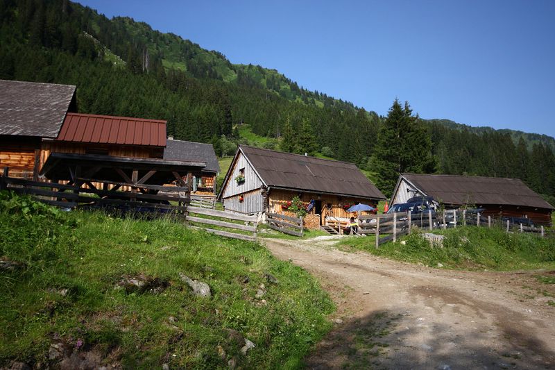 Datei:Breitlahnalm 0919 13-07-12.jpg