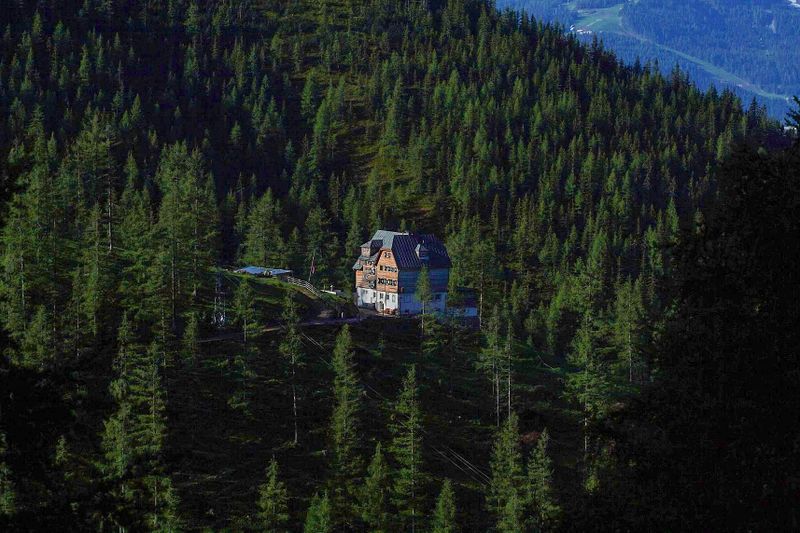 Datei:Austriahütte 22720 2008-06-10.jpg