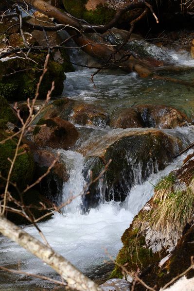 Datei:Feisterbach 1139 2008-04-17.jpg