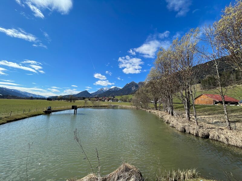 Datei:Klauberlahn teich aich-1001-2023-03-21.jpg