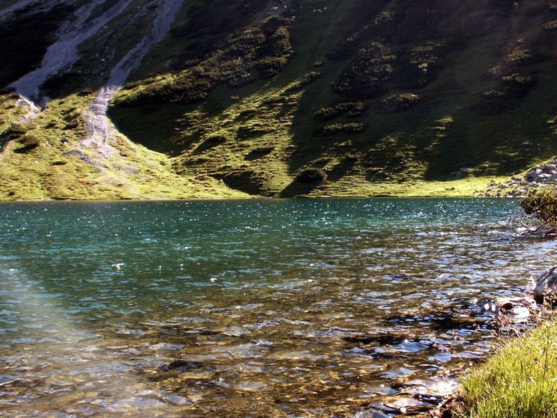 Datei:Oberhüttensee 5501 2003-07-02.jpg