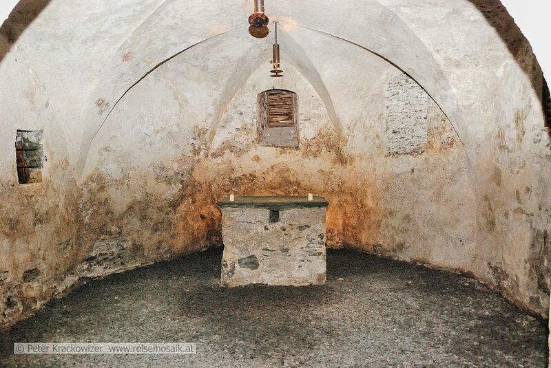 Datei:Annakapelle Karner.jpg