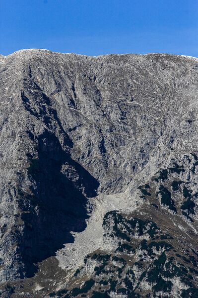 Datei:Kasten grimming-1000-2018-10-04.jpg