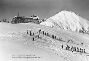 Naturfreundehaus Tauplitzalm Schneiderkogel.jpg