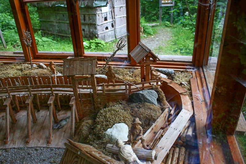 Datei:Triftrechen Donnersbach 72884 2014-06-18.jpg