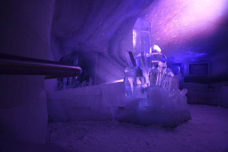 Datei:Eispalast dachsteingletscher 93009 2015-06-25.jpg