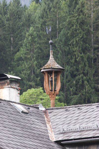 Datei:Knerzlhof weißenbach-1001-2012-08-24.jpg