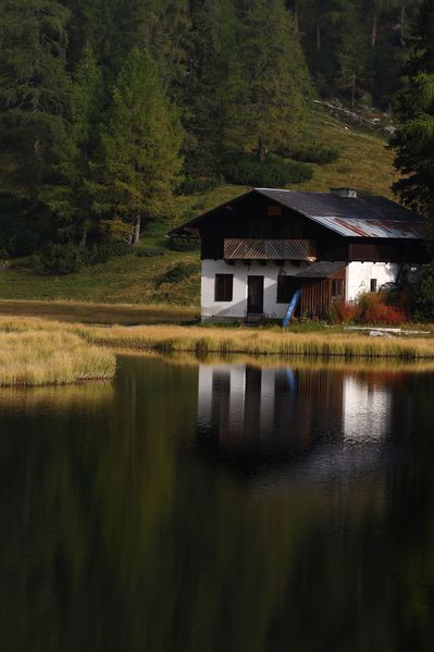Datei:Krallersee tauplitzalm 34702 2016-09-26.jpg