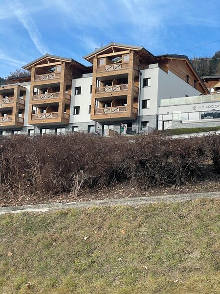 Datei:My lodge suites schladming-1003-2022-12-26.jpg